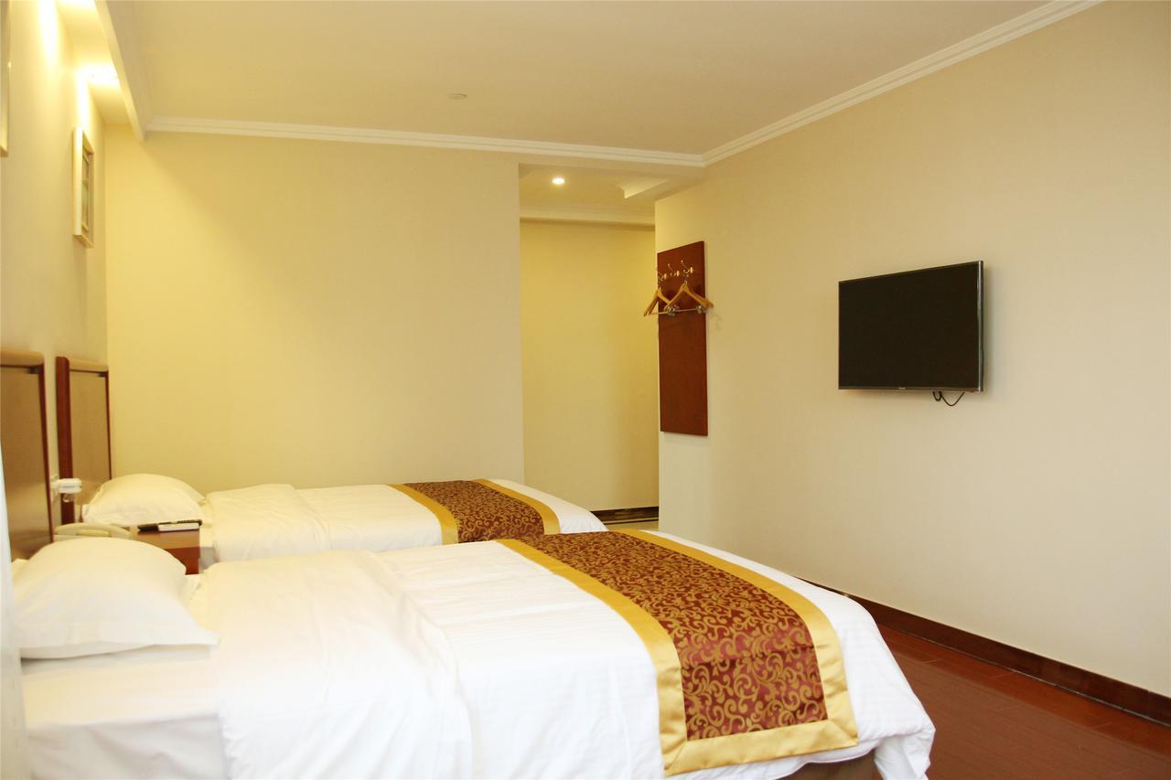 Greentree Inn Henan Qinyang Middle Huaifu Road Express Hotel Eksteriør bilde