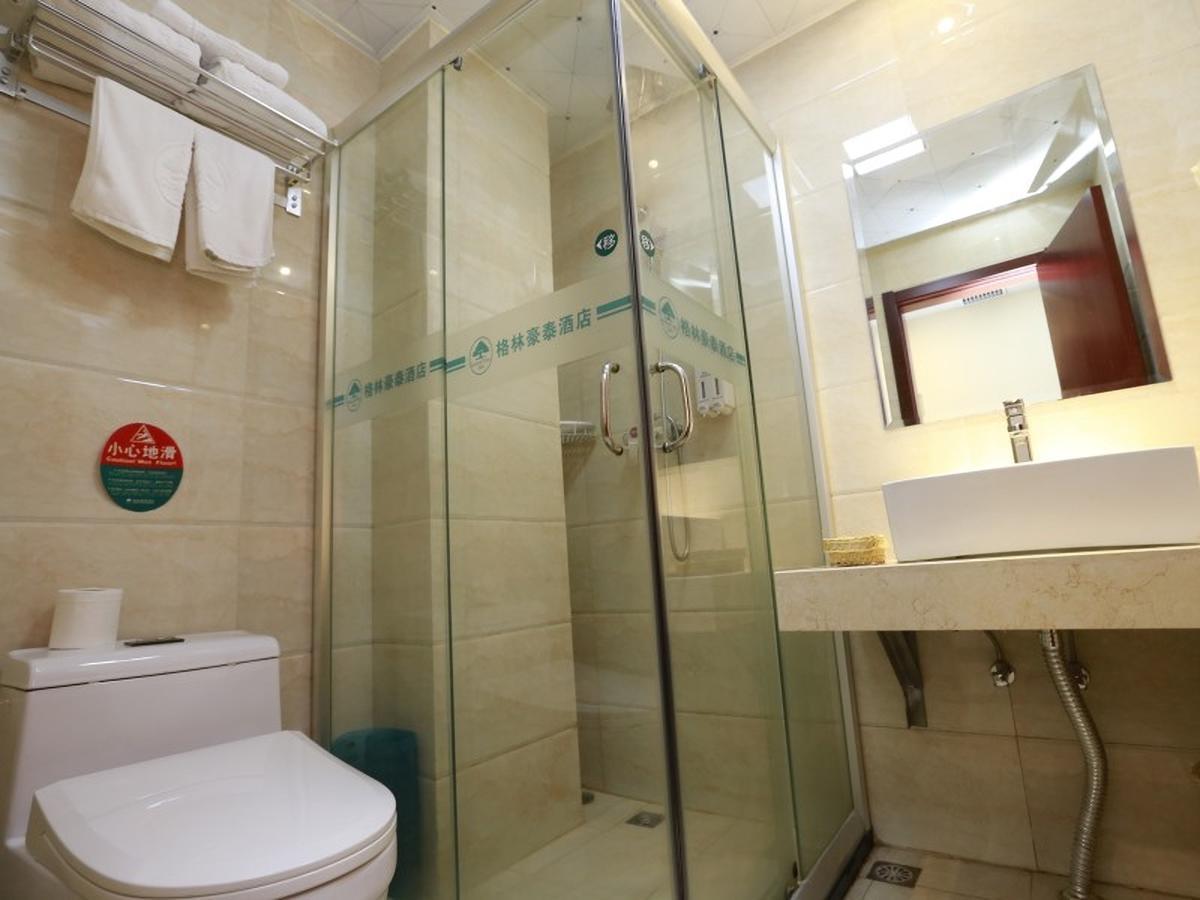 Greentree Inn Henan Qinyang Middle Huaifu Road Express Hotel Eksteriør bilde